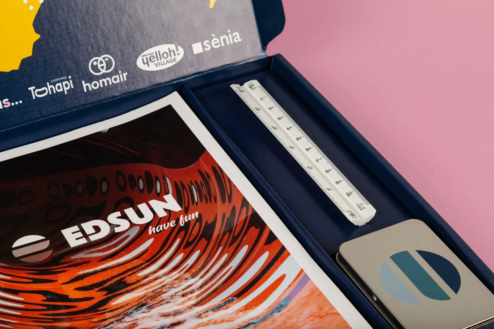 Calage carton découpé aux formes des produits Edsun