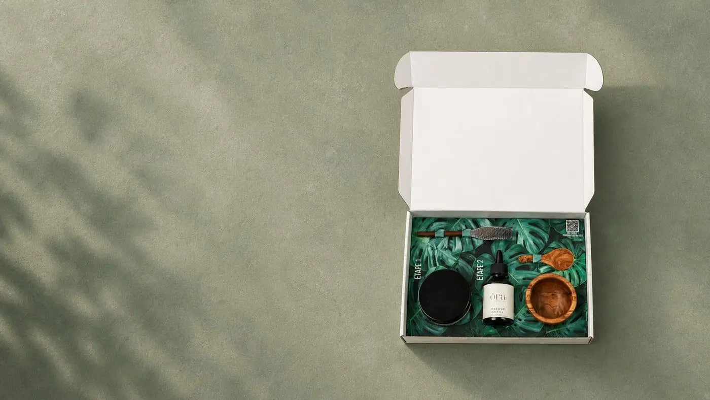 Coffret carton sur mesure avec calage et impression intérieure, fabriqué par Smartpack