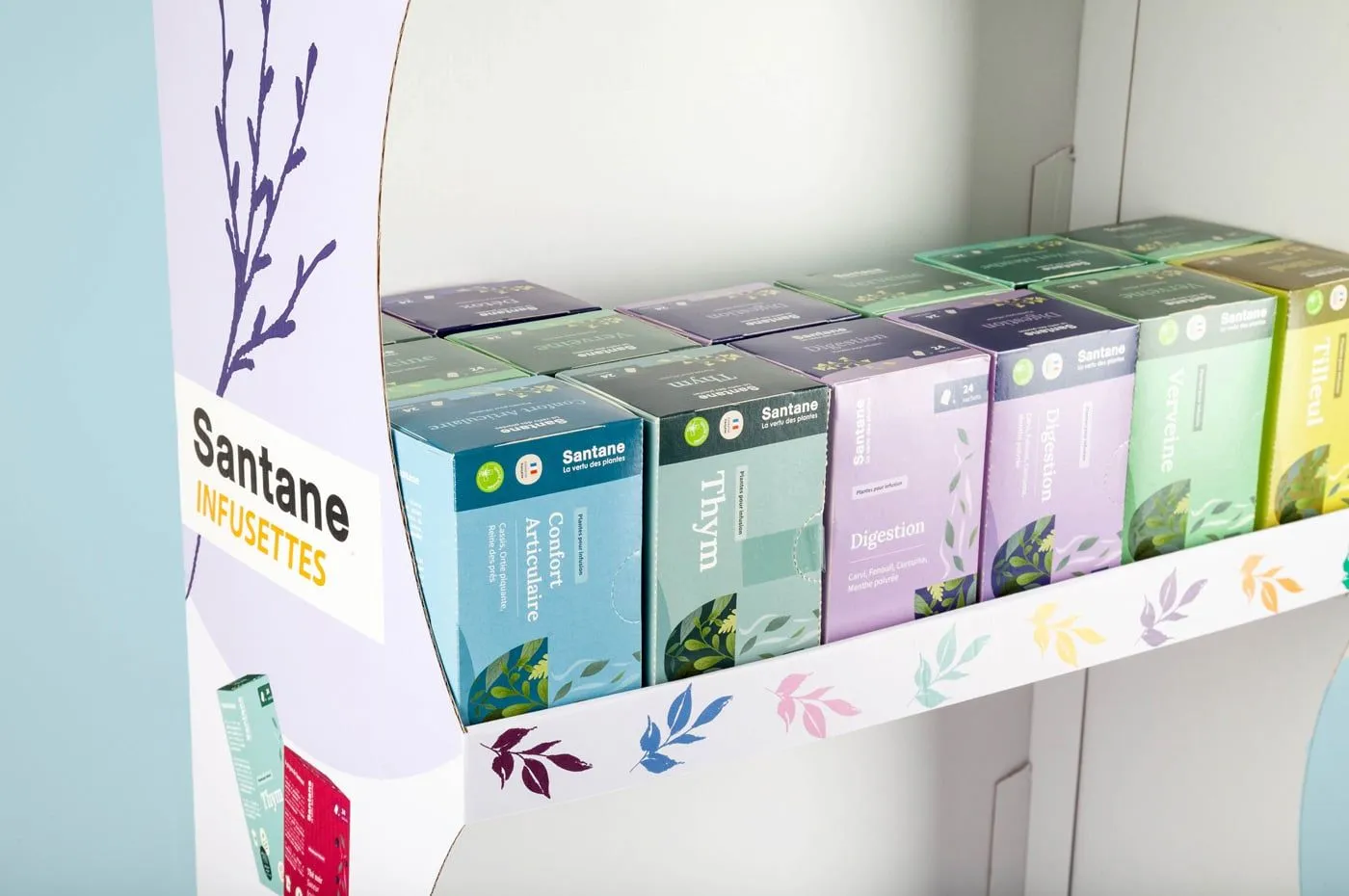 Présentoir en carton personnaisé Santane