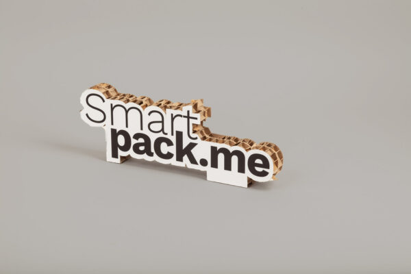 lettre en carton et logo en carton